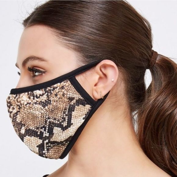 Double Layer Reusable Filter Pocket Mask - Picture 2 of 6